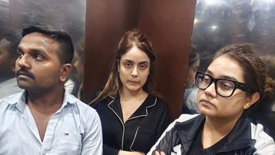 Model Shraddha Dubey arrested Model Shraddha Dubey arrested