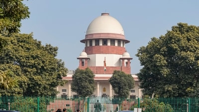 The Supreme Court has directed the police commissioner, Noida Authority CEO and Gautam Buddh Nagar district magistrate to act urgently and ensure that “each and every encroachment on these plots” is removed at the earliest.(HT Archive) The Supreme Court has directed the police commissioner, Noida Authority CEO and Gautam Buddh Nagar district magistrate to act urgently and ensure that “each and every encroachment on these plots” is removed at the earliest.(HT Archive)