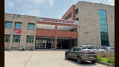 The four-storey facility, built on 1.73 acres, currently uses only 83 of the 100 beds. (HT Photo) The four-storey facility, built on 1.73 acres, currently uses only 83 of the 100 beds. (HT Photo)