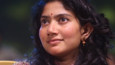 Sai Pallavi plays Goddess Sita. Sai Pallavi plays Goddess Sita.