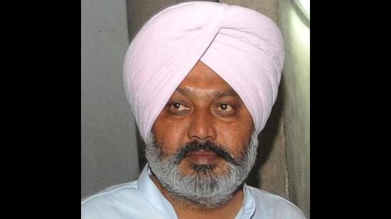 Finance minister Harpal Cheema on Tuesday said the Punjab government was taking stringent action against drug traffickers, but the Centre continued to ignore the sources supplying synthetic and pharmaceutical drugs to the state. (HT file photo)