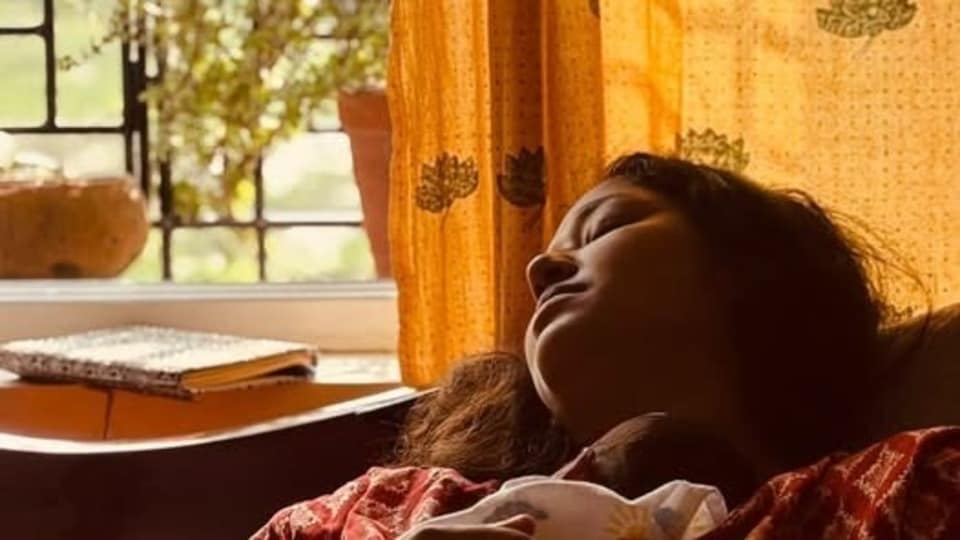 ছেলের সঙ্গে প্রথম দুর্গাপুজো কেমন কাটালেন সোহিনী?