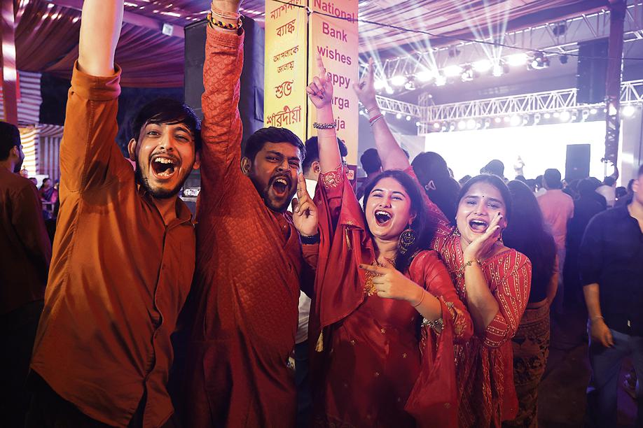 Along with the food, dance parties adds to the celebrations at the many pandals.