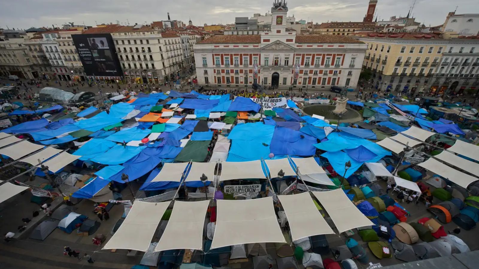 3 of 6 | Activists camp during a protest following the eviction last Wednesday of 87-year-old Maricarmen to demand stronger laws to protect renters at Sol square in Madrid, Spain, Wednesday, Sept. 30, 2026. (AP) 3 of 6 | Activists camp during a protest following the eviction last Wednesday of 87-year-old Maricarmen to demand stronger laws to protect renters at Sol square in Madrid, Spain, Wednesday, Sept. 30, 2026. (AP)