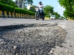 The measures are aimed at curbing dust pollution ahead of the implementation of the Graded Response Action Plan (GRAP), when road dust and construction activity come under an increased scrutiny. (HT Archive)