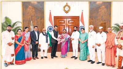 President Murmu likely to attend Nashik Kumbh flag hoisting after CM extends invitation