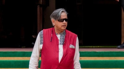 কংগ্রেস সাংসদ শশী থারুর (PTI) কংগ্রেস সাংসদ শশী থারুর (PTI)