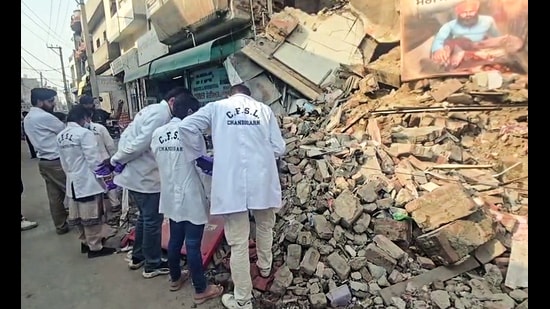 FSL teams collect samples from the site where anti-drug activist Parminder Singh alias Jhota was shot dead, in Mansa on Wednesday. (ANI Video Grab)