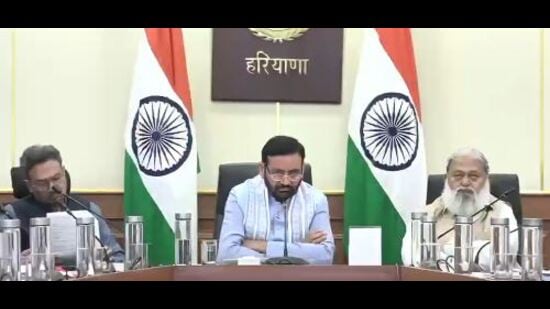 Haryana chief minister Nayab Singh Saini along with energy minister Anil Vij during a review meeting in Chandigarh on Wednesday. (x)