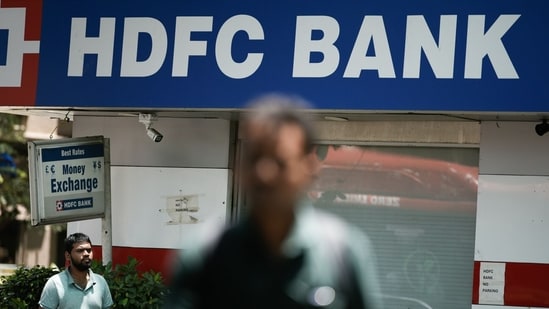 The findings add to the challenges confronting Anup Bagchi, a veteran of rival ICICI Group, who is set to become HDFC Bank’s chief executive on Oct. 27.