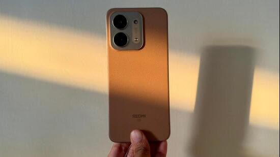 With prices going up, Xiaomi has done quite a bit to give the Redmi 17C a grown-up personality (Vishal Mathir / HT Photo)