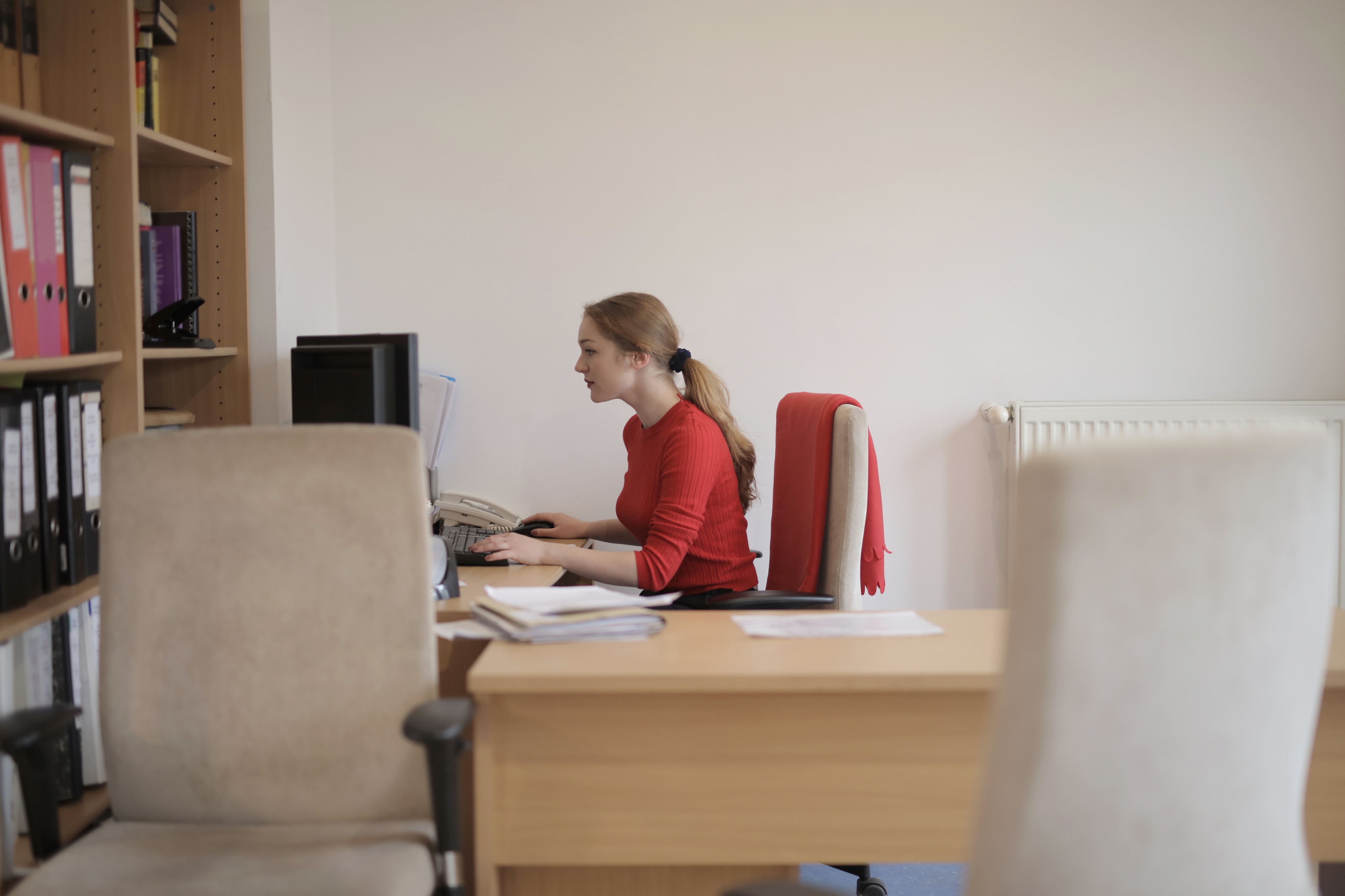 A properly organised workplace can significantly decrease the chances of having problems with muscles and joints. (Pexel) A properly organised workplace can significantly decrease the chances of having problems with muscles and joints. (Pexel)