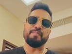 Daler Mehndi’s bother, singer Mika Singh, sought an apology.