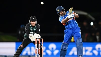 India's Sanju Samson, right, bats during the T20 cricket international between New Zealand and India in Christchurch, New Zealand, Thursday (AP) India's Sanju Samson, right, bats during the T20 cricket international between New Zealand and India in Christchurch, New Zealand, Thursday (AP)