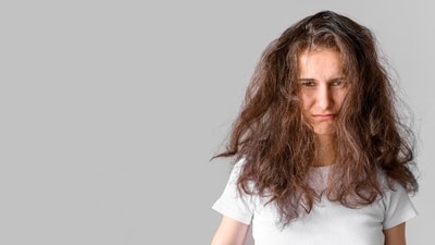 Make your hair smooth and frizz-free with these hair care tips (Magnific) Make your hair smooth and frizz-free with these hair care tips (Magnific)