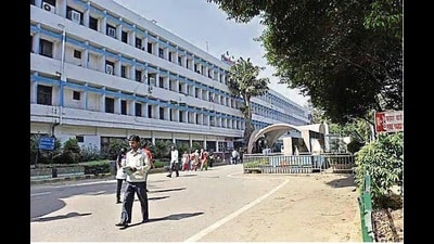 The proposal, seen by HT, envisages dissolving the separate bodies currently governing the four hospitals in Dilshad Garden and its vicinity, and bringing them under a single entity with a unified administrative structure. (HT Archive) The proposal, seen by HT, envisages dissolving the separate bodies currently governing the four hospitals in Dilshad Garden and its vicinity, and bringing them under a single entity with a unified administrative structure. (HT Archive)