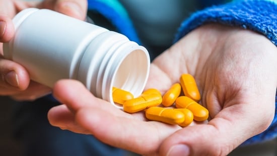 Avoid overuse of antibiotics. (Picture credit: Freepik)