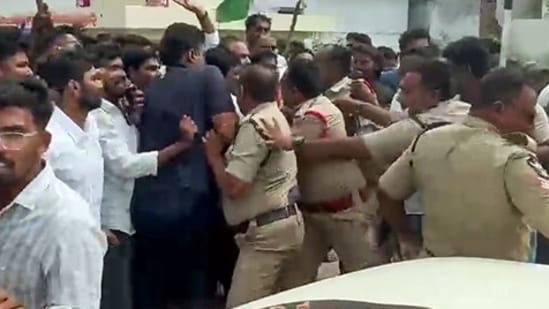 A BJP supporter was shot dead in Bengal’s Malda.(ANI/Representative)