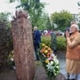 ২০২৪ সালে পোল্যান্ড সফরের সময় ‘ভালো মহারাজা’-কে শ্রদ্ধা নরেন্দ্র মোদীর। (ফাইল ছবি, সৌজন্যে এক্স @narendramodi)