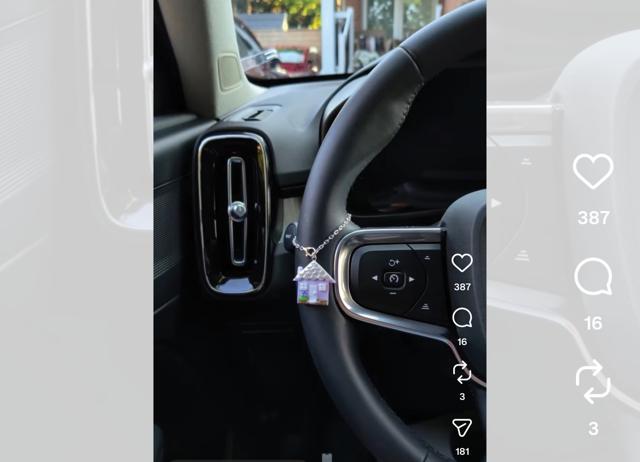 Meera Patil makes keychain charms embedded with NFC stickers that can open GPS routes. (INSTAGRAM/ @M.ERA.IO) Meera Patil makes keychain charms embedded with NFC stickers that can open GPS routes. (INSTAGRAM/ @M.ERA.IO)