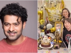 Prabhas Japan Fans: డార్లింగ్ ప్రభాస్.. పుట్టినరోజు శుభాకాంక్షలు.. తెలుగులో జపాన్ ఫ్యాన్స్ విషెస్.. ఇంటి ముందు హంగామా
