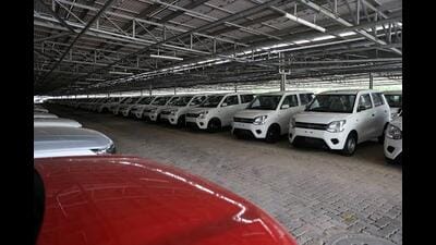 The measures are aimed at curbing registration-related irregularities, expediting the issuance of RCs and simplifying the process for vehicle owners. (HT)
