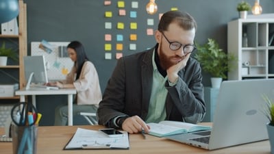 Busy workdays often promote unhealthy habits. (Pexel) Busy workdays often promote unhealthy habits. (Pexel)