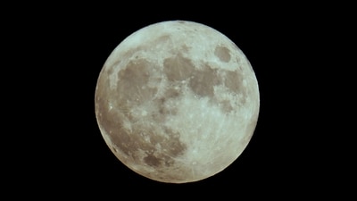 Let's read why the October Full Moon is called the Hunter Moon. Let's read why the October Full Moon is called the Hunter Moon.