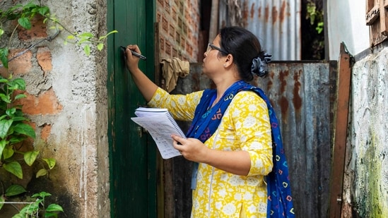 Under the existing Census criteria, a settlement is classified as a Census Town if it has a population of at least 5,000, a density of at least 400 people per square kilometre, and at least 75% of its male main working population engaged in non-agricultural activities. (ANI/ Representative)
