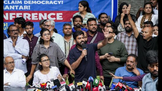 Dipke and his comrades began as a non-partisan, non-electoral entity. If they are now in the Opposition club — though the CJP and the Congress have not yet marched together — the question then is whether it is only a matter of time before they become a party. (PTI)