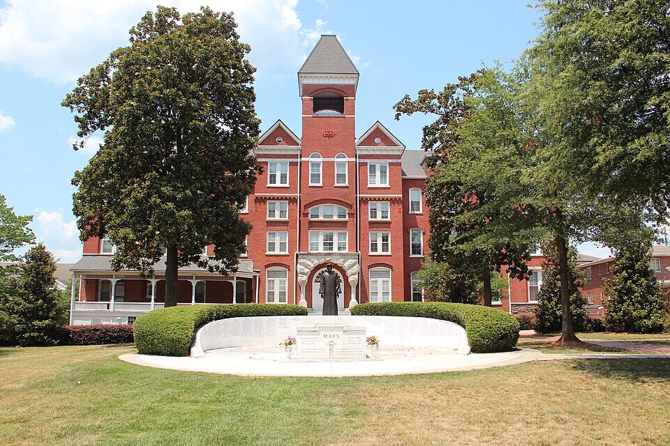 Oprah Winfrey’s gifts to Morehouse College, which began in 1989, made up the largest scholarship endowment in the college’s history by 2019. (Wikimedia Commons)