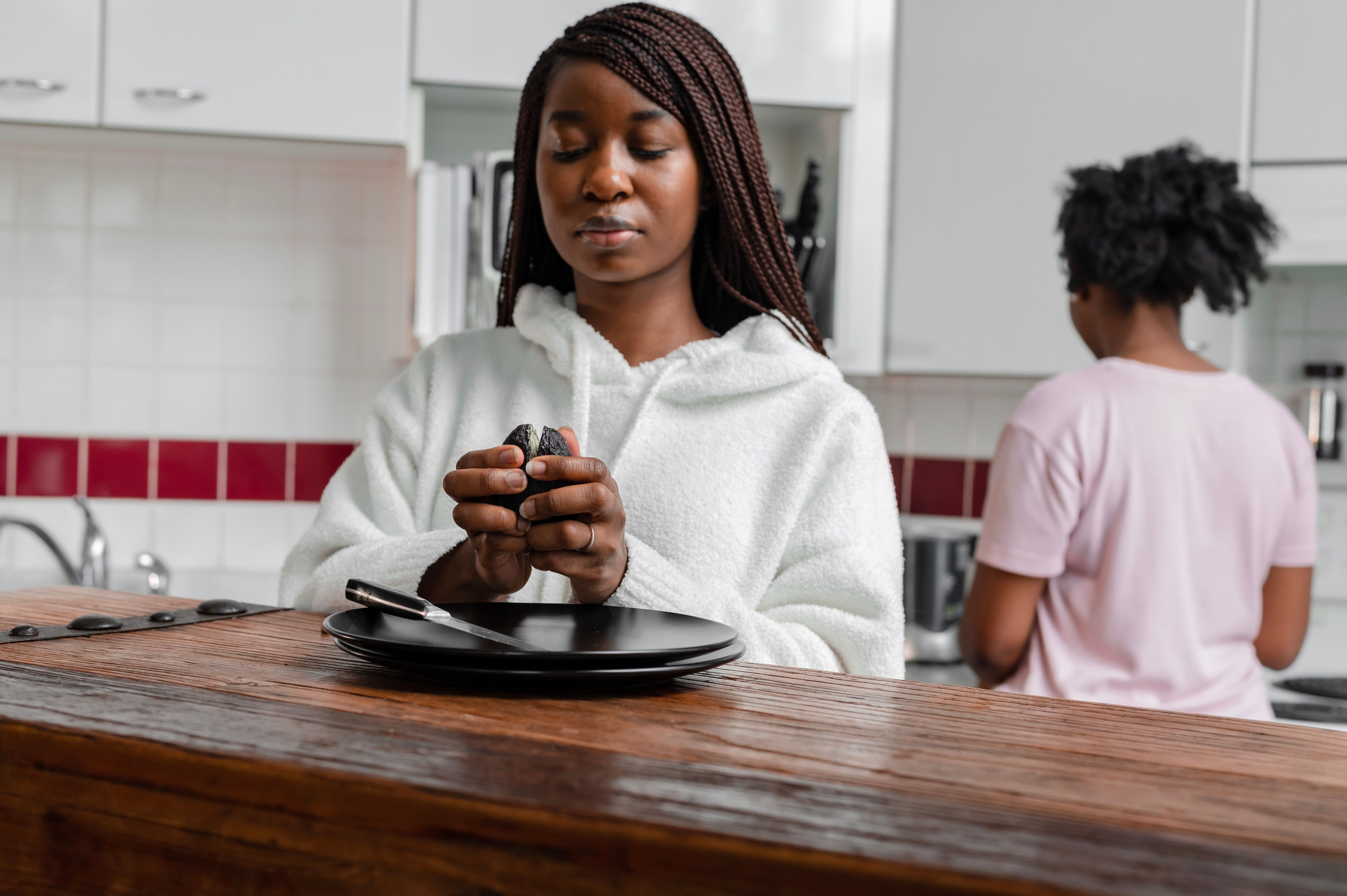 We compare ourselves with people we do not even know because the human brain naturally uses other people as reference points. (Pexel) We compare ourselves with people we do not even know because the human brain naturally uses other people as reference points. (Pexel)