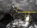 బంగాళాఖాతంలో బలపడుతున్న అల్పపీడనం