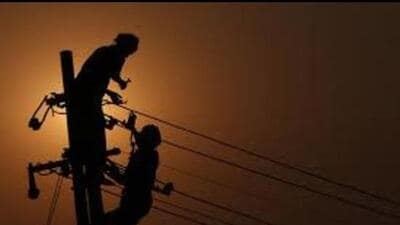 Haryana’s power department employees called off their three-day strike on Friday evening after the state government agreed to intervene and issue directions to the HERC. Two days of the strike had hit power supply operations across the state. (File photo) Haryana’s power department employees called off their three-day strike on Friday evening after the state government agreed to intervene and issue directions to the HERC. Two days of the strike had hit power supply operations across the state. (File photo)