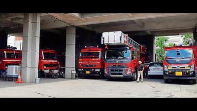 With only 18 drivers for 29 fire tenders, department seeks 20 more from civic body. (HT)