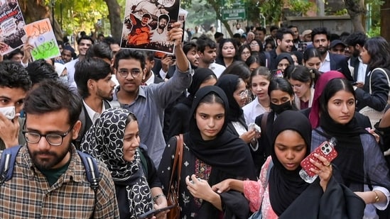 Demand for students' union, row over ‘slogans’ trigger tensions in Jamia Millia Islamia