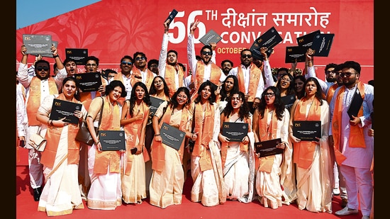 Students of Punjab Engineering College in Jubilant mood after Convocation in Sector 11, Chandigarh on Saturday. (Sanjeev Sharma/HT)