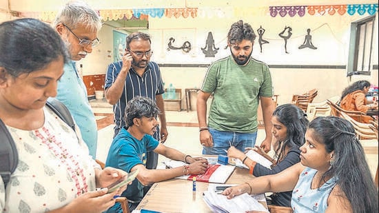 The ECI has received more than 50,000 applications under Form 7 during the claims and objections period, which ends on October 26. (Hindustan Times)