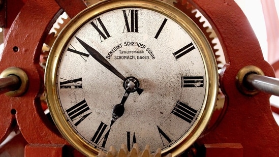 Daylight saving time: Forty-eight states and Washington, DC, observe daylight saving time. Hawaii, most of Arizona, and several US territories stay on standard time year-round. (Pixabay)