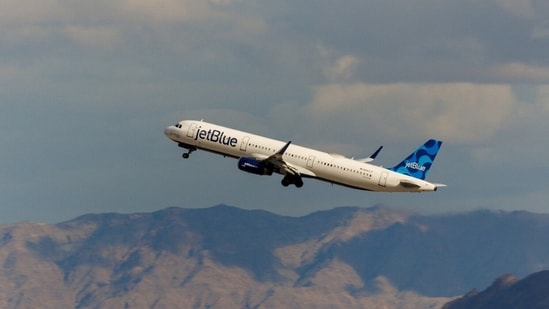 A JetBlue airliner takes off form Las Vegas International Airport.