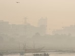 The readings indicate that pollution levels are beginning to rise unevenly across Lucknow.