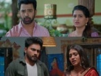 ఇల్లు ఇల్లాలు పిల్లలు..పెద్ధ సమస్య వచ్చిందే.. సాగర్ లంచం ఊబిలో కూరుకుపోతాడా? ఇదేనా ట్విస్ట్!(jiohotstar)