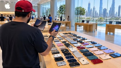 An Apple enthusiast in Dubai carried 53 old iPhones to a store while collecting two new iPhone Duo devices
