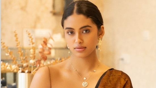 From sarees to salwar suits, here's how to choose between gold and silver jewellery for ethnic wear