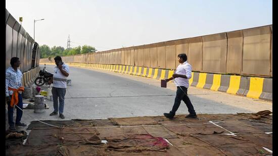 Rao Tula Ram (RTR) flyover where repair work is complete. (Vipin Kumar/Hindustan Times)