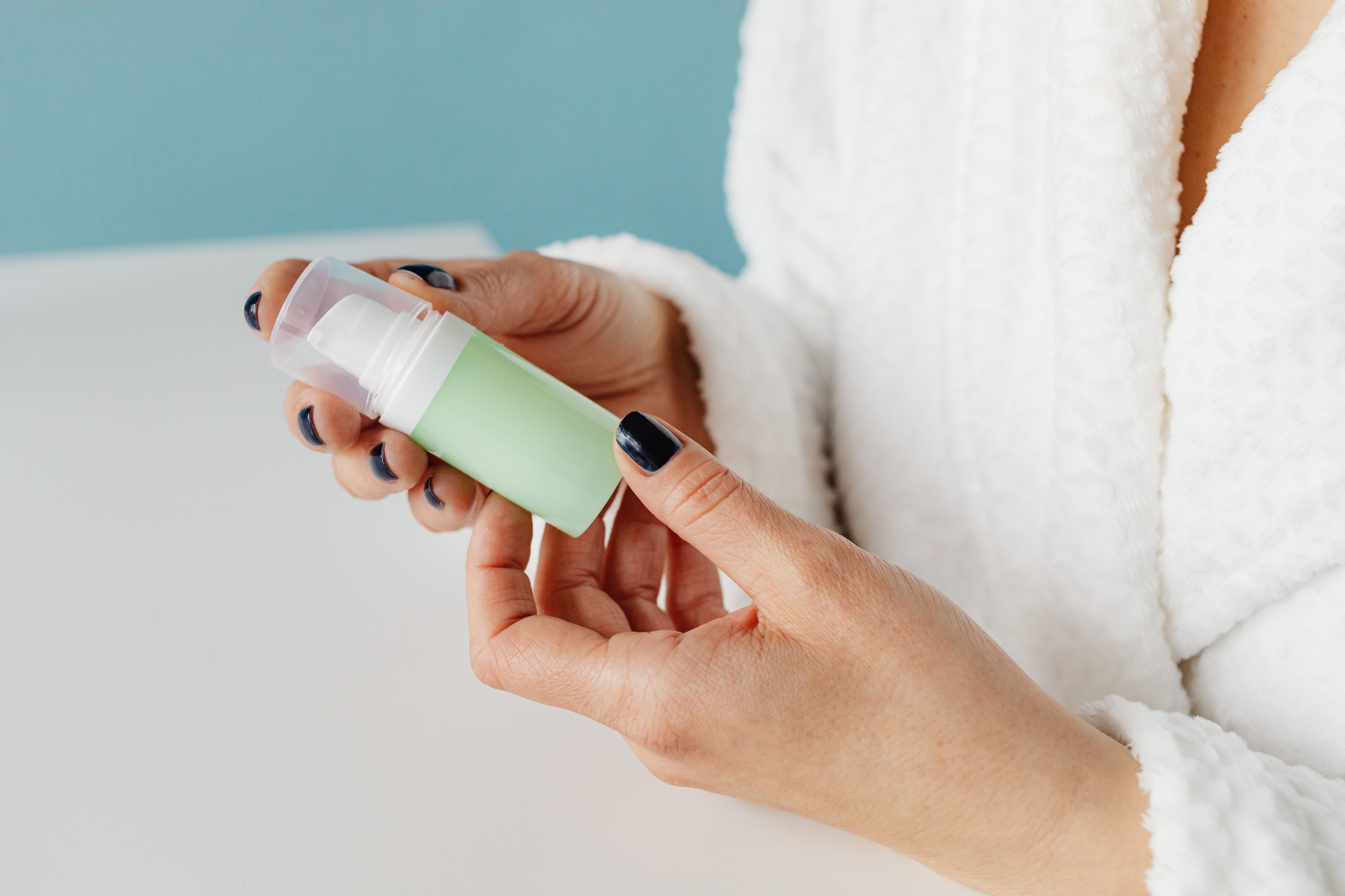 Examine the ingredient list, the product’s intended purpose, and the evidence that backs its claims. (Pexel) Examine the ingredient list, the product’s intended purpose, and the evidence that backs its claims. (Pexel)