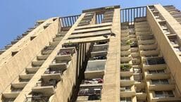 Ghaziabad: Three-year-old dies after falling from AC vent on 17th floor flat Ghaziabad: Three-year-old dies after falling from AC vent on 17th floor flat