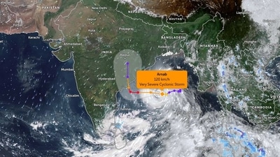 The expected landfall zone lies between Bapatla and Visakhapatnam, including the Andhra Pradesh and Yanam coastal stretch. (Skymet/X)