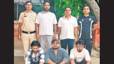 The arrested accused in police custody. (HT Photo) The arrested accused in police custody. (HT Photo)