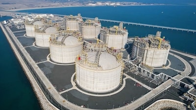 This undated handout photograph shows a view of an oil facility in Kuwait City. (AFP/File Image) This undated handout photograph shows a view of an oil facility in Kuwait City. (AFP/File Image)